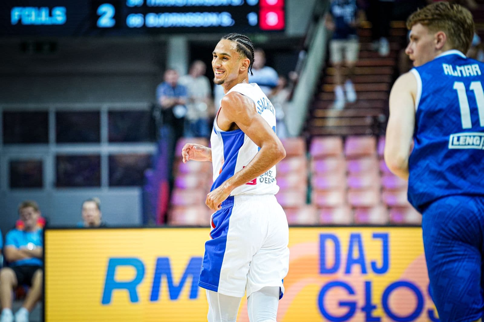 Un festival offensif pour conclure le premier tour : les Bleus encore dans l’attente de leur classement