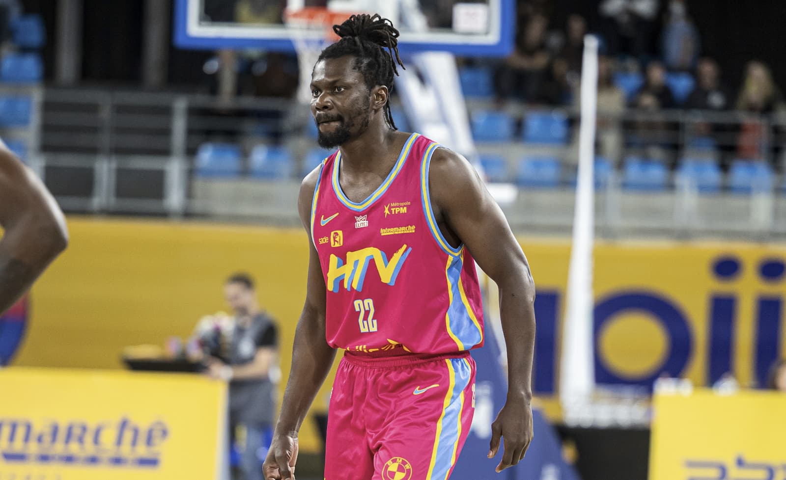 Fin de mission pour Max Kouguere, retour de Nikola Knezevic à Hyères-Toulon