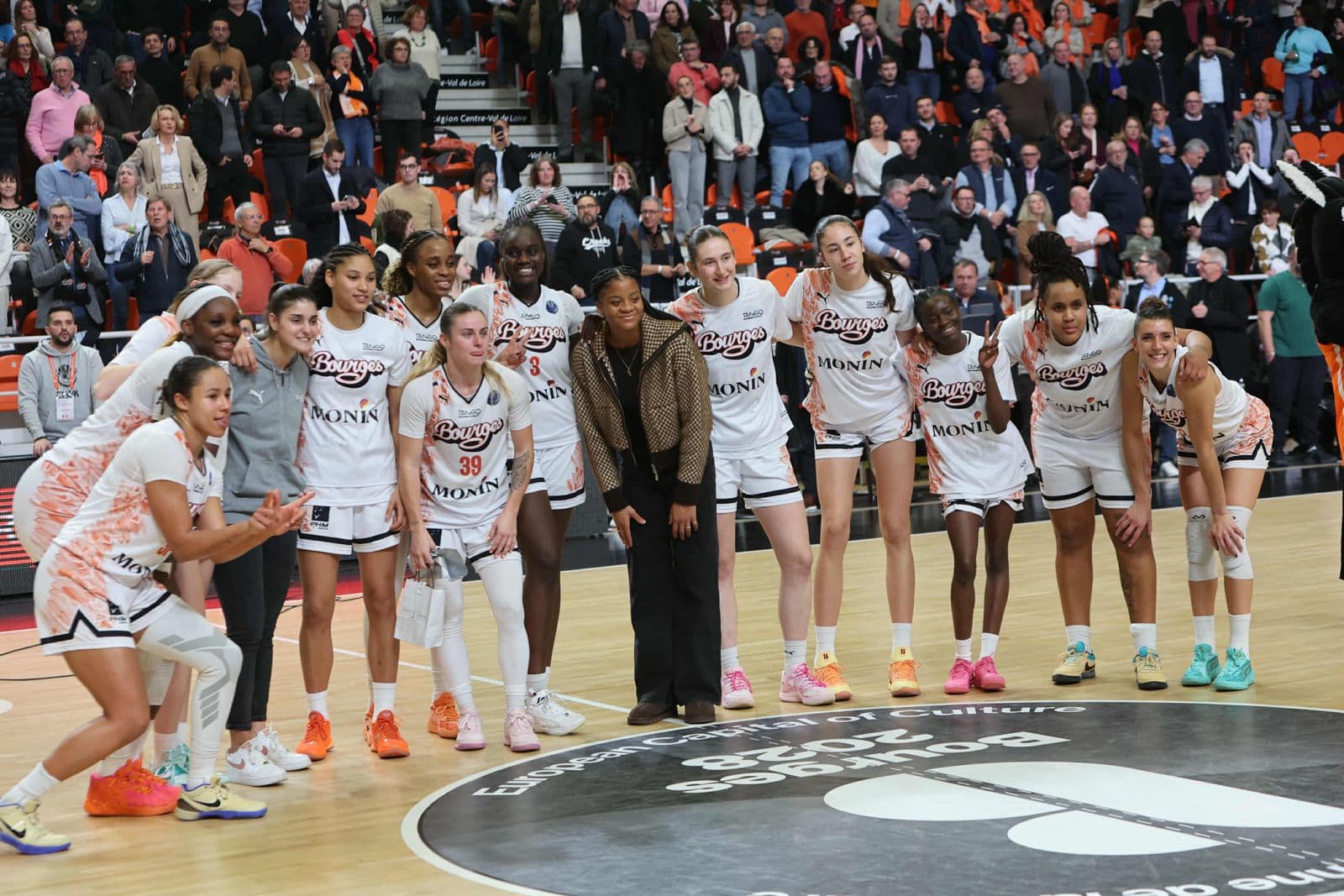 Bourges fait tomber l’ogre Gérone, défaites sans conséquence des Flammes Carolo et Basket Landes