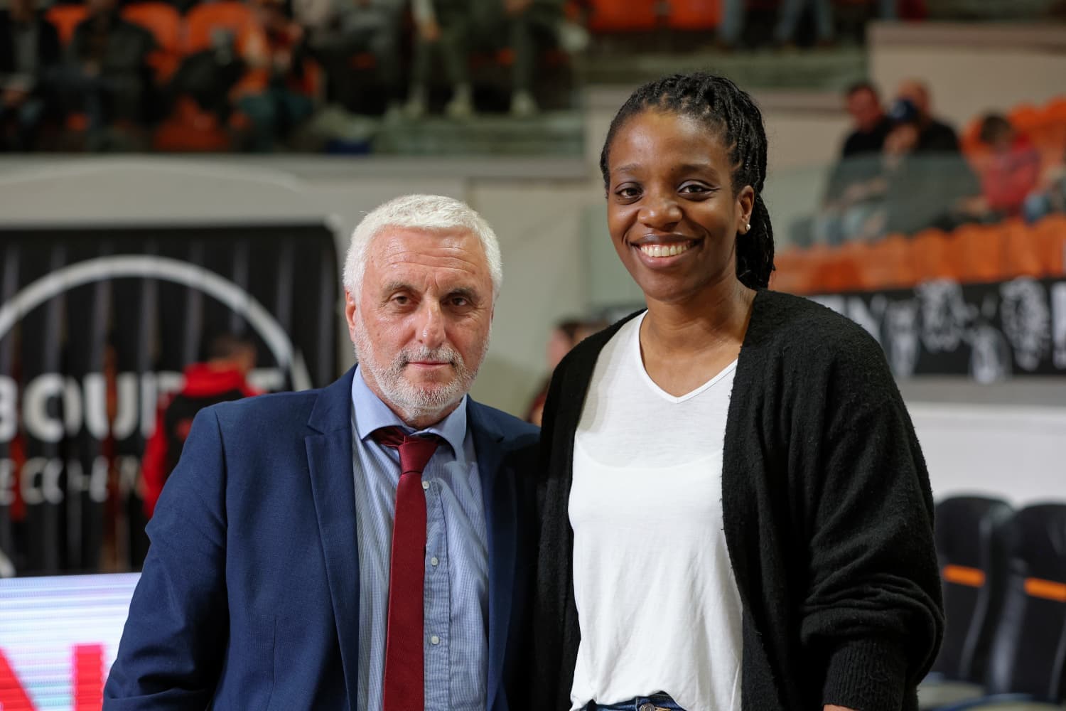 Le maillot d’Endy Miyem retiré par le Bourges Basket d’ici la fin de saison