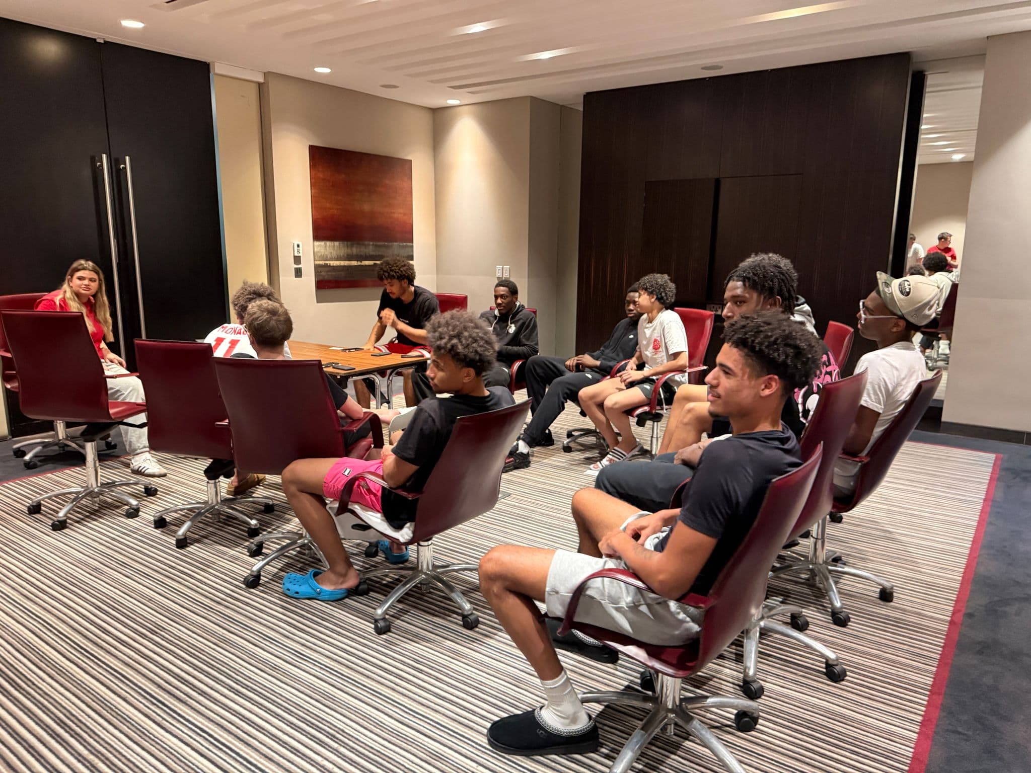 Les U18 de Monaco, Swann Penda, Louka Letailleur et Amadou Fall toujours bloqués à Abou Dabi