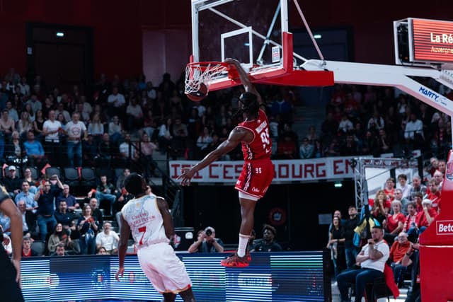 « Ils avaient sûrement la tête ailleurs » : la JL Bourg corrige l’équipe A’ de Monaco
