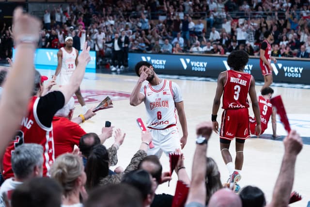 2h28 et 83 lancers-francs plus tard, l’Élan Chalon remporte un derby électrique contre la JL Bourg
