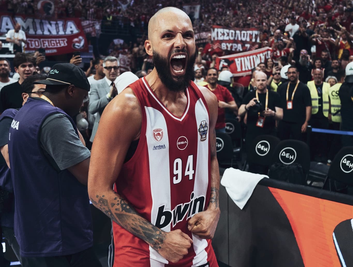 Evan Fournier et l’Olympiakos remportent l’EuroLeague, trois Français champions d’Europe !