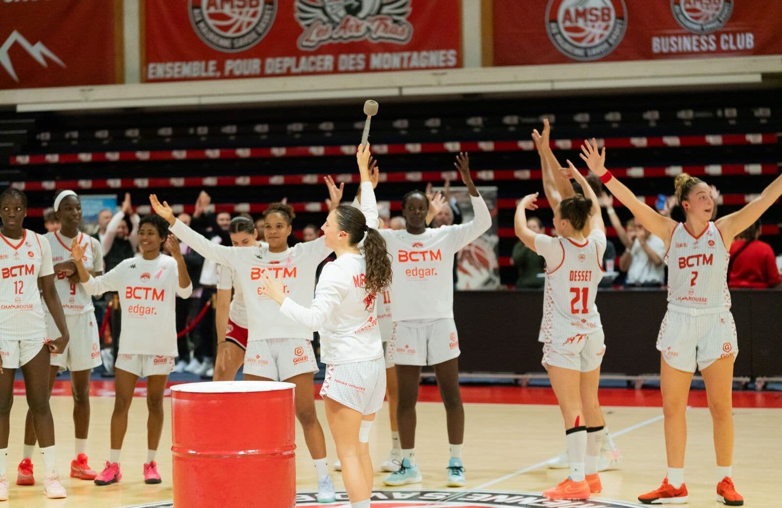 Première victoire du promu La Tronche Meylan, Charnay surprend l'ASVEL, les Flammes Carolo dans la tourmente s'inclinent contre le leader