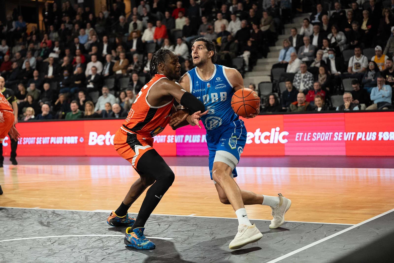 William Pfister signe trois ans à la SIG Strasbourg : retour au bercail pour le guerrier défensif