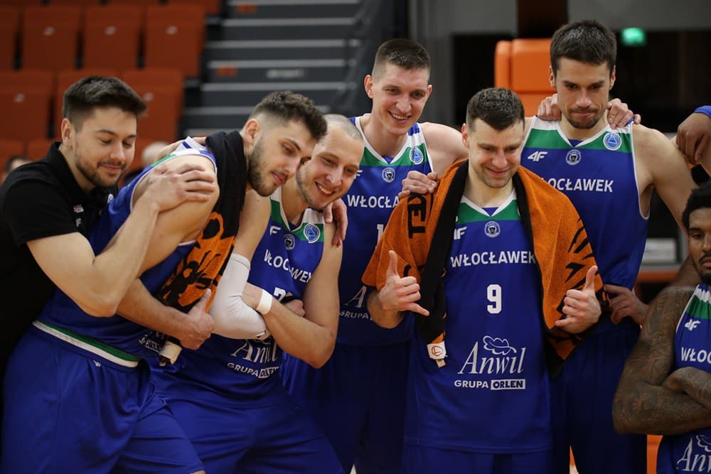 Wloclawek attend de pied ferme Cholet pour la finale de FIBA Europe Cup