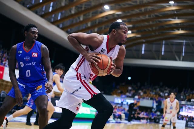 Yannis Morin retourne en Espagne : objectif playoffs pour l’intérieur martiniquais avec Badalone !