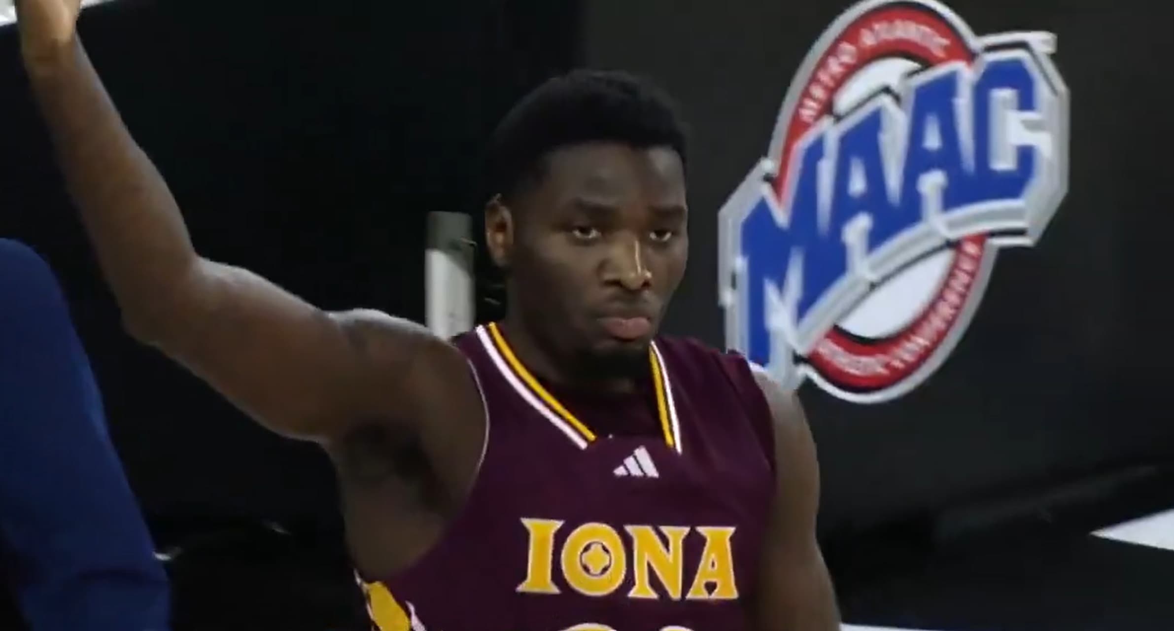 Moundi en finale de la MAAC, Houinsou continue l’aventure dans l’Atlantic 10, pas L’Etang et Bolanga