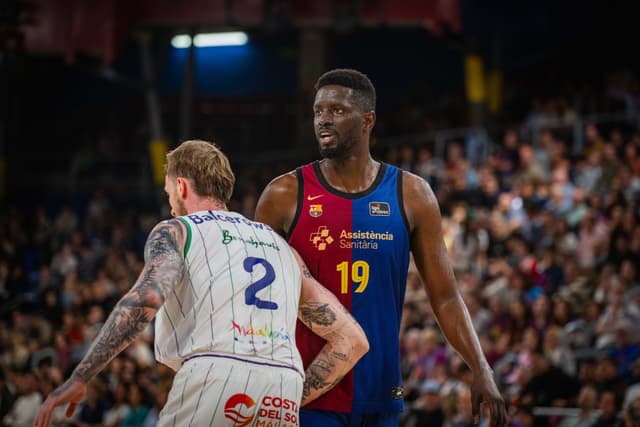 Youssoupha Fall solide, Barcelone se rassure contre Malaga avant de retrouver Monaco