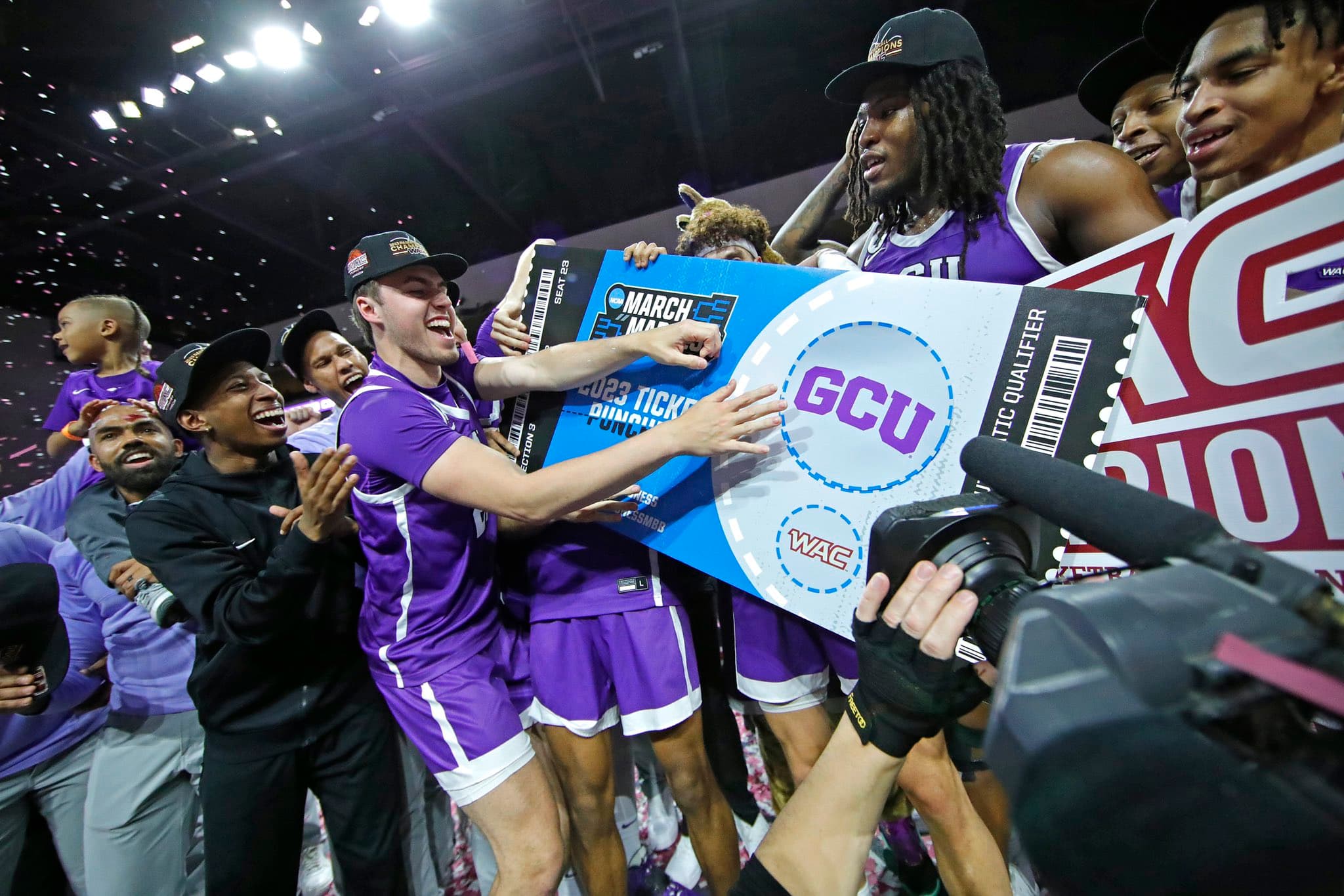 Yvan Ouedraogo champion de la WAC avec Grand Canyon