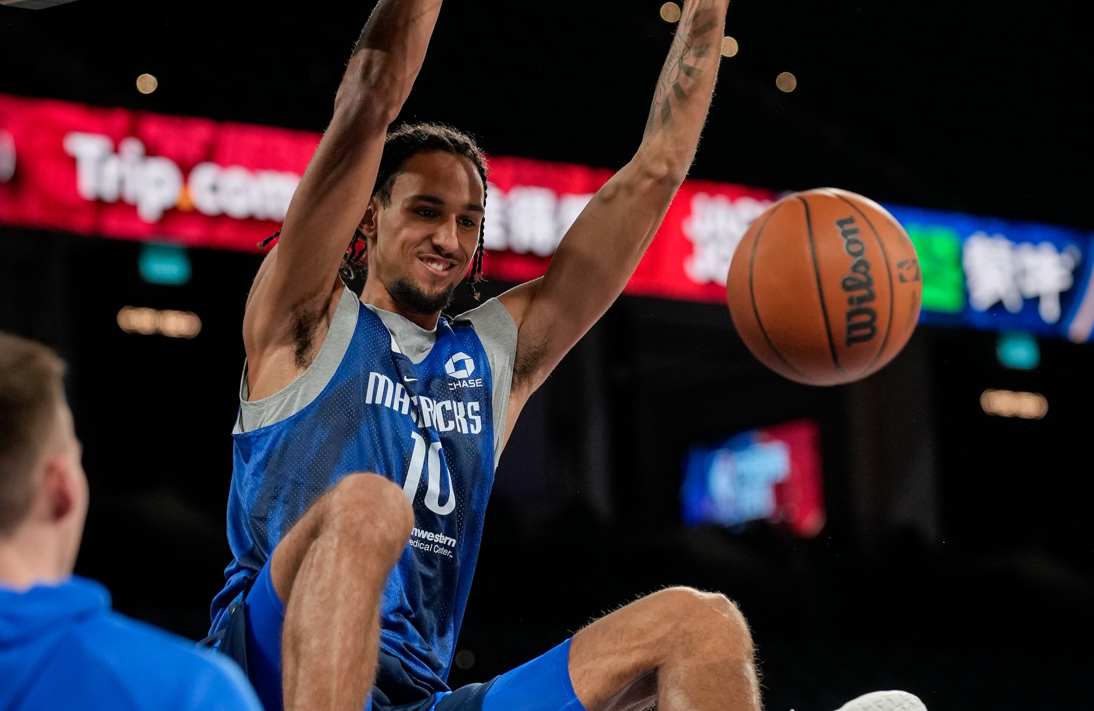 Zaccharie Risacher a joué son premier match avec Dallas !