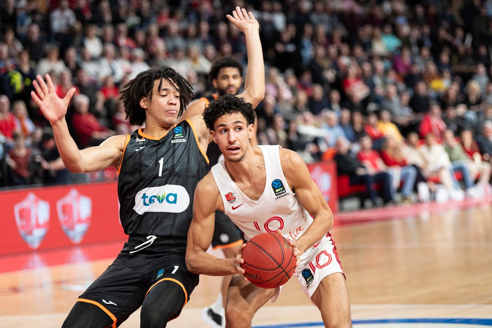 Vers une fusion de l’EuroCup et de la BCL en 2025 ?