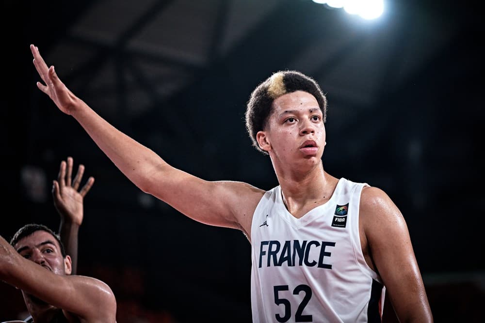 Zacharie Perrin doit attendre un an avant de jouer à Illinois