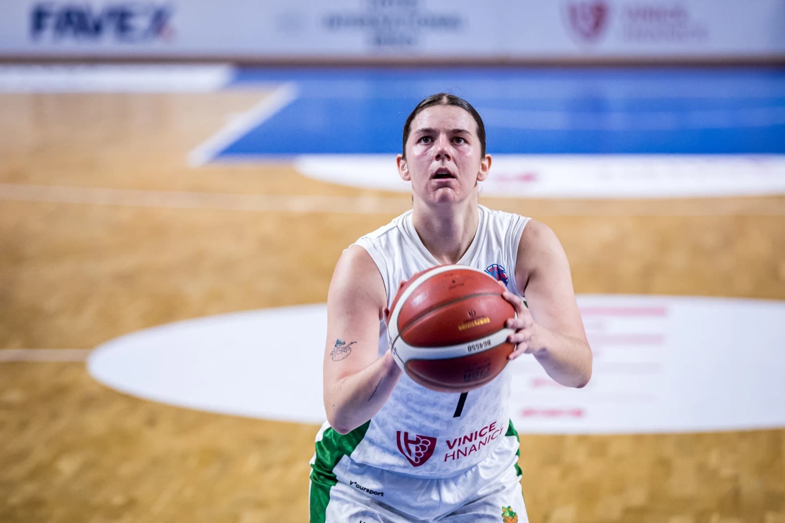 Éliminée de la compétition avec Brno, Zoé Wadoux disputera les playoffs d’EuroCup à Vilnius !