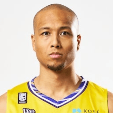 Aki CHAMBERS