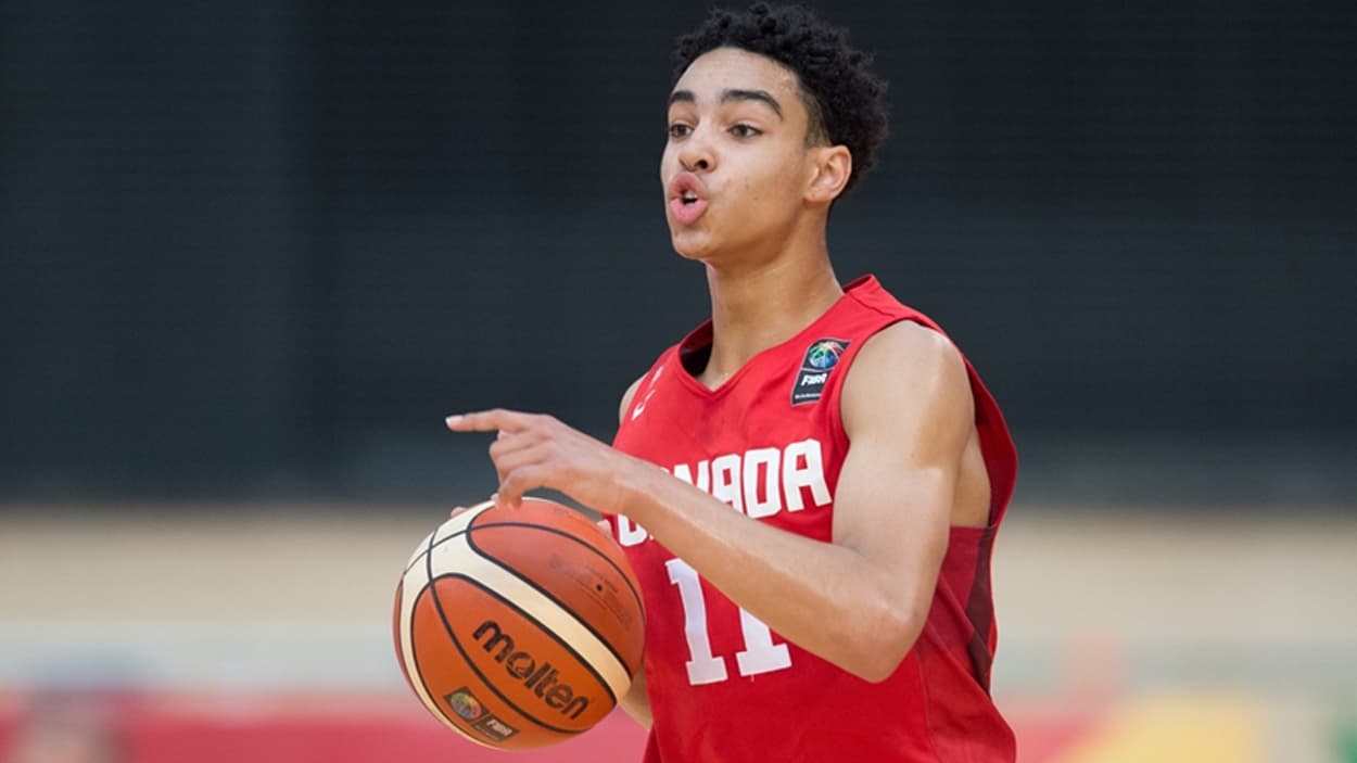 Andrew Nembhard avec le Canada U17 en 2016 Andrew Nembhard avec le Canada U17 en 2016