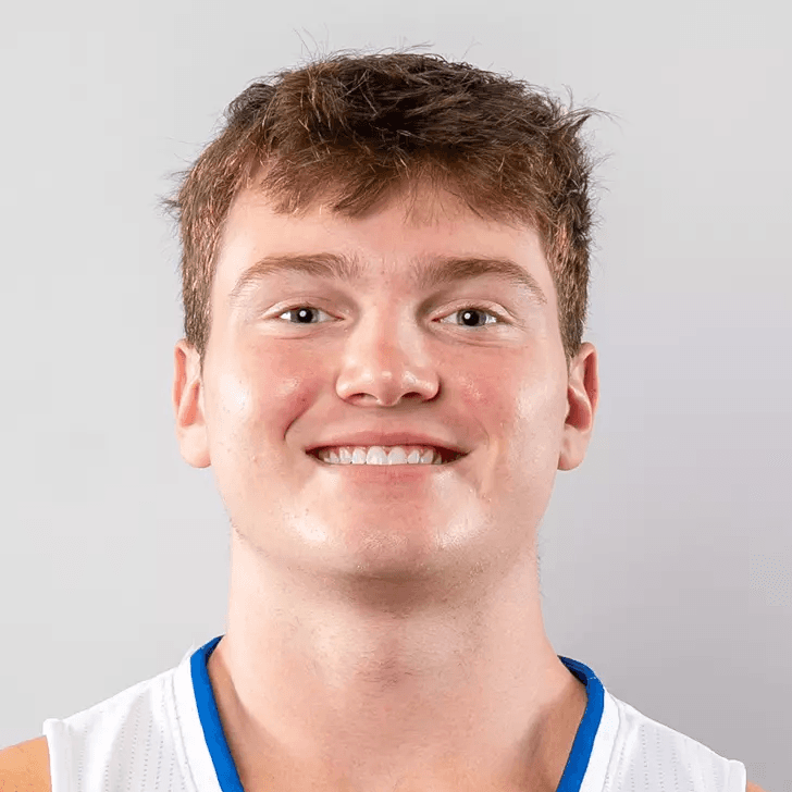 Carter BENTON