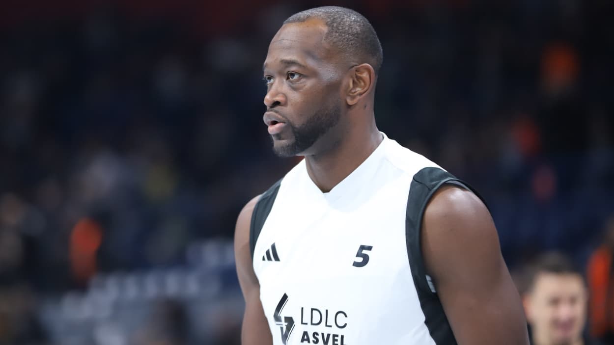 Charles Kahudi avec l'Asvel en Euroleague Charles Kahudi avec l'Asvel en Euroleague