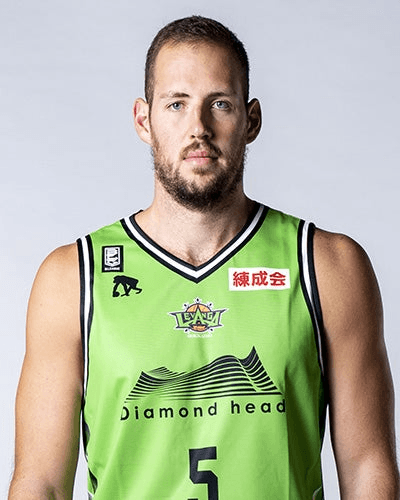 daniel_miller_2021-2022_16-9.png