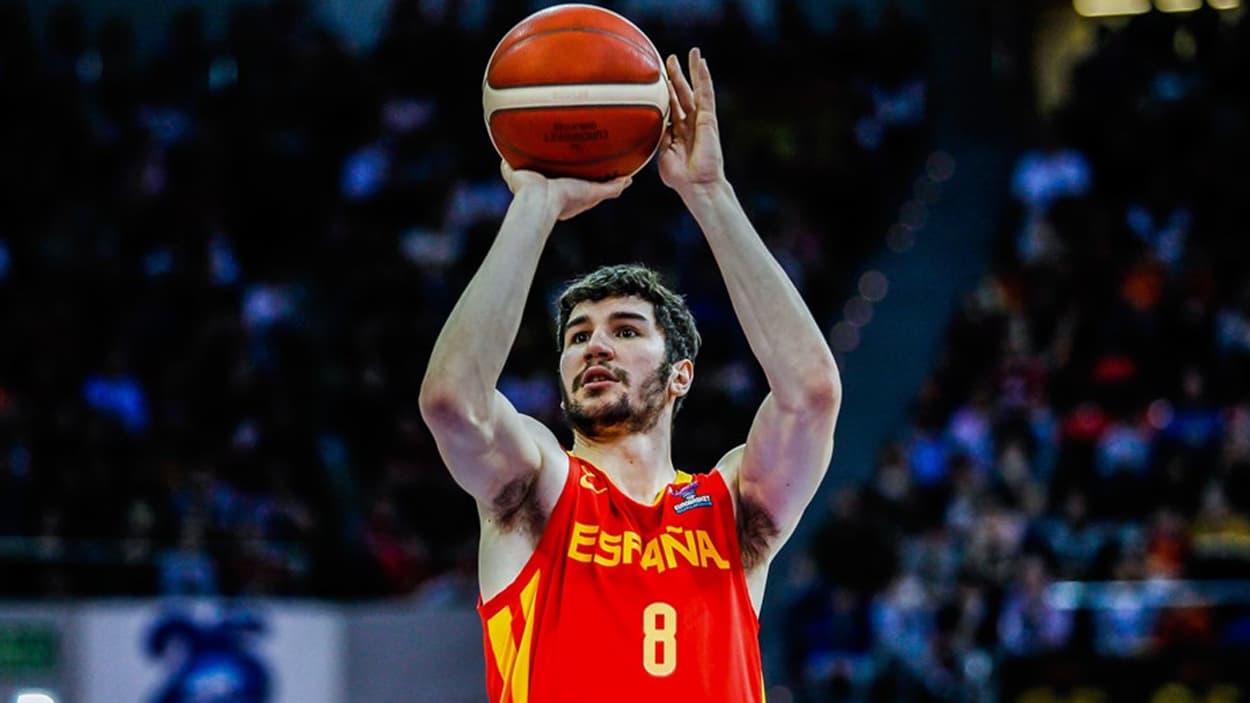 Dario Brizuela avec l'Espagne en 2020 Dario Brizuela avec l'Espagne en 2020