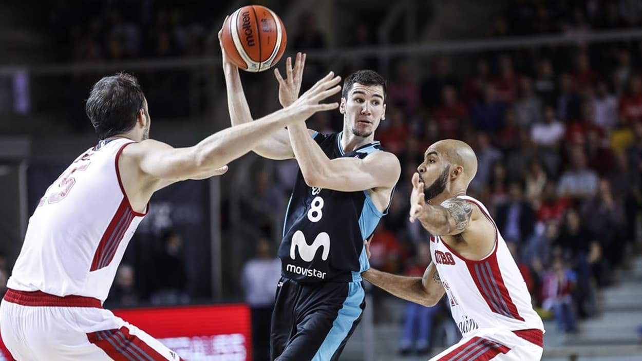 Dario Brizuela avec l'Estudiantes Madrid Dario Brizuela avec l'Estudiantes Madrid