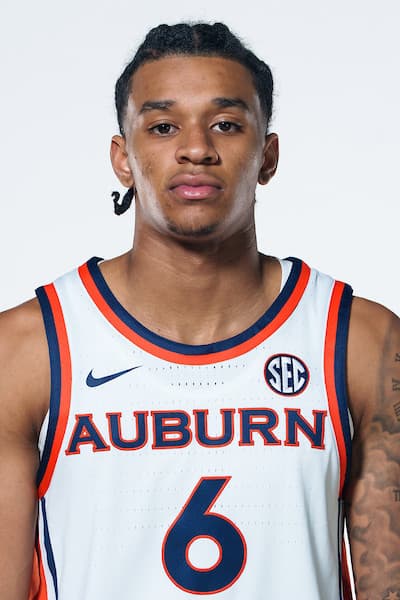elyjah_freeman_2025-2026_16-9.jpg