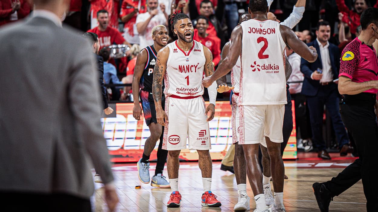 Frank Mason III (Nancy) avec ses coéquipiers Frank Mason III (Nancy) avec ses coéquipiers