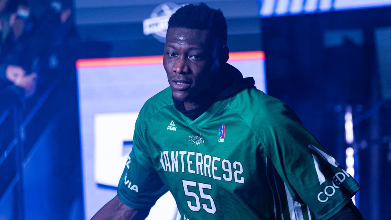 Hamady Ndiaye (Nanterre) face à l'ASVEL Hamady Ndiaye (Nanterre) face à l'ASVEL