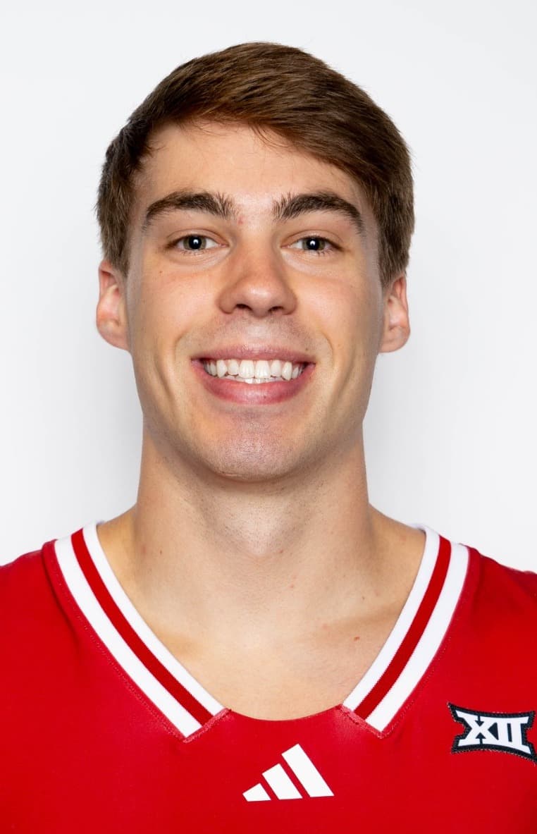 jack_francis_2025-2026_16-9.jpg