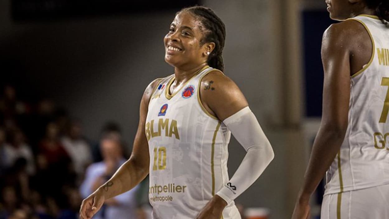Jasmine Bailey avec BLMA (2024/2025) Jasmine Bailey avec BLMA (2024/2025)