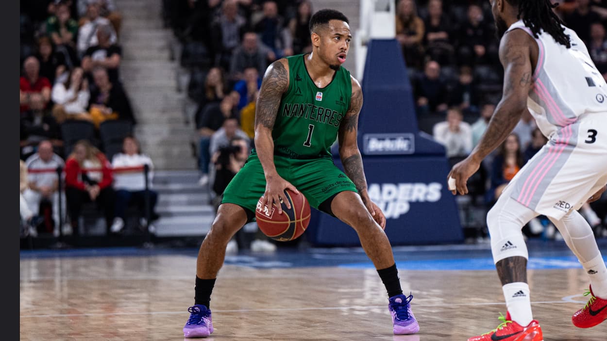 Justin Bibbins (Nanterre) face à l'ASVEL Justin Bibbins (Nanterre) face à l'ASVEL