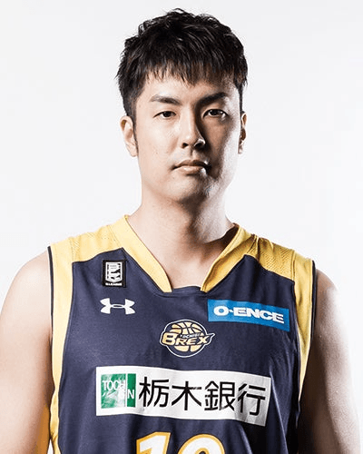 kosuke_takeuchi_2017-2018_16-9.png