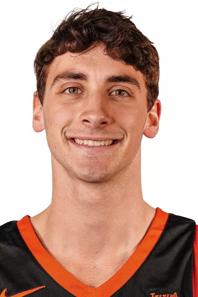 lucas_denault_2025-2026_16-9.webp