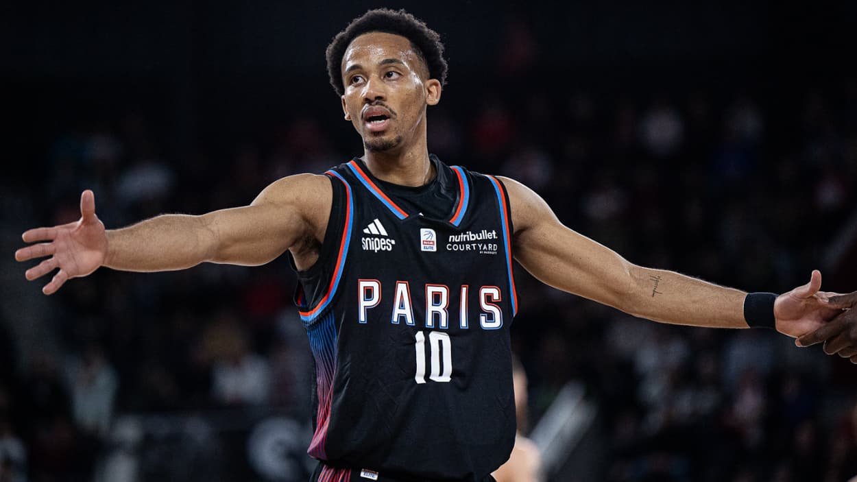 Mehdy Ngouama (Paris Basketball) contre Saint-Quentin Mehdy Ngouama (Paris Basketball) contre Saint-Quentin