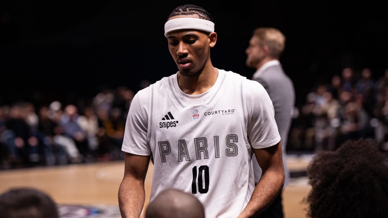Mehdy Ngouama (Paris Basketball) contre l'ASVEL Mehdy Ngouama (Paris Basketball) contre l'ASVEL