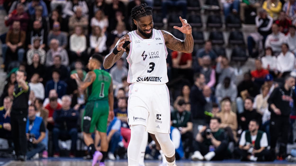 Paris Lee (ASVEL) face à Nanterre Paris Lee (ASVEL) face à Nanterre