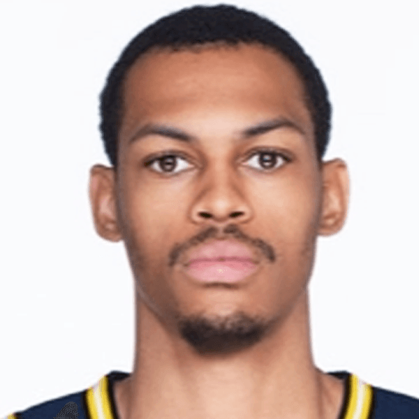 Darius BAZLEY