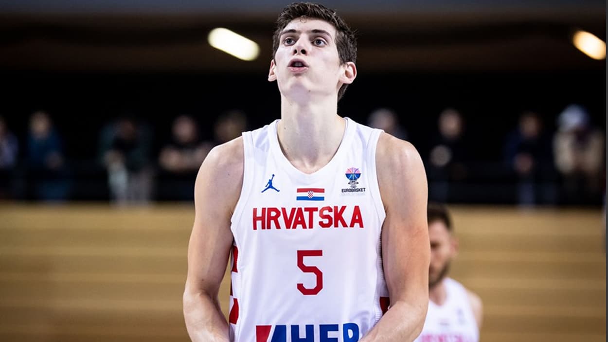 Roko Prkacin avec la Croatie en 2024 Roko Prkacin avec la Croatie en 2024