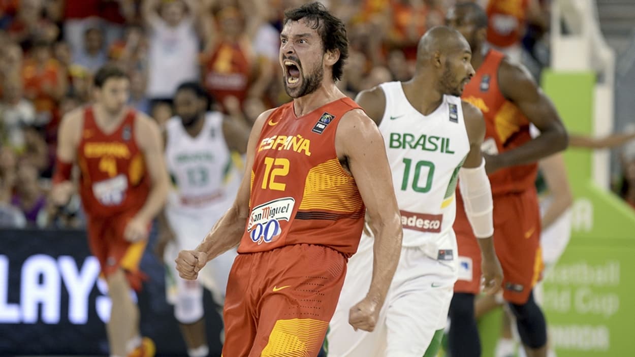 Sergio Llull avec l'Espagne en 2014 Sergio Llull avec l'Espagne en 2014