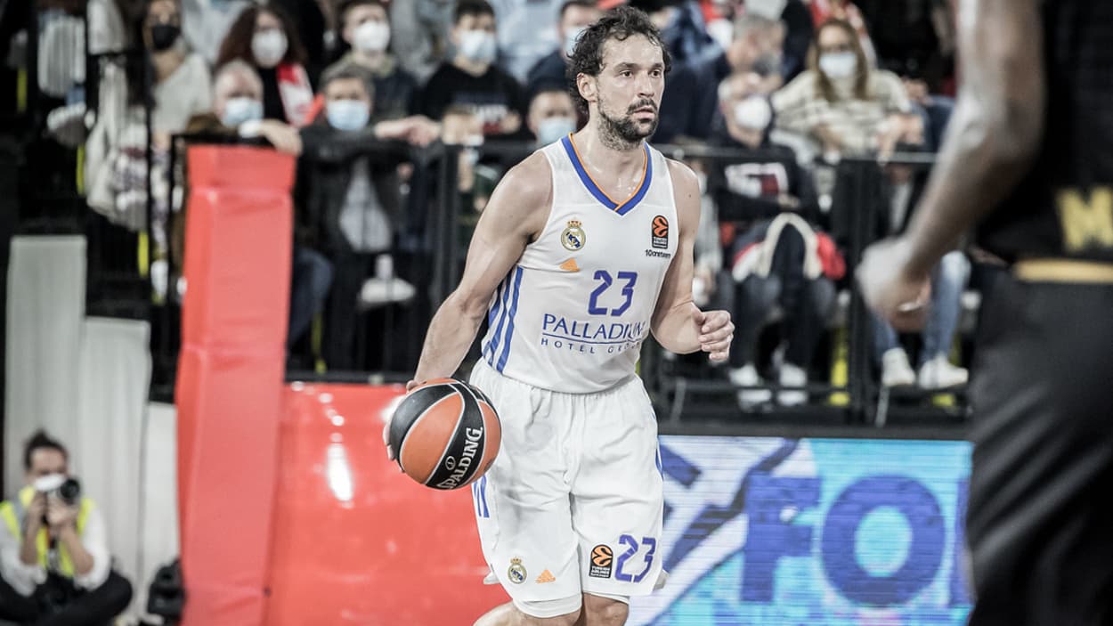 Sergio Llull au dribble face à Monaco Sergio Llull au dribble face à Monaco
