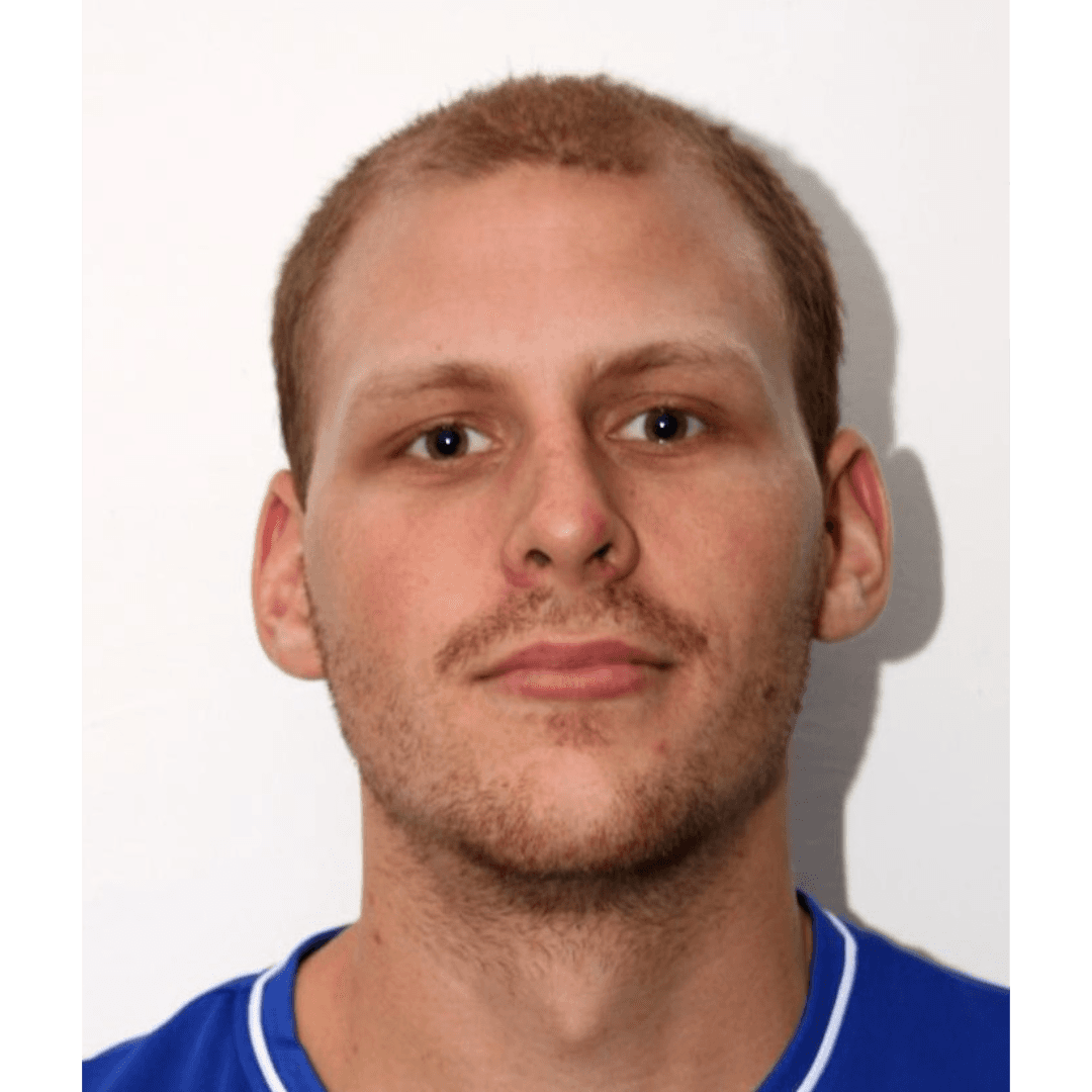 Tamas SZLAVIK