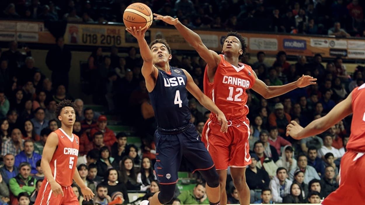 Trae Young avec l'équipe U18 américaine en 2016 Trae Young avec l'équipe U18 américaine en 2016