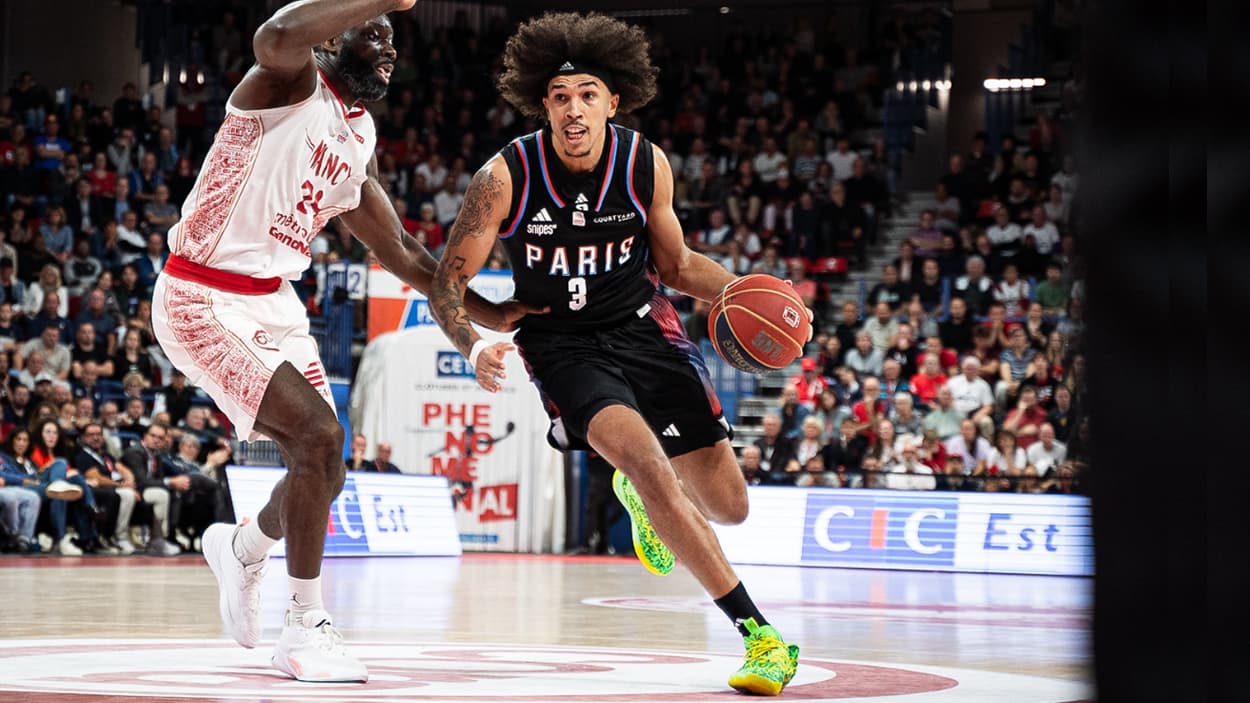 Tyson Ward (Paris Basketball) au dribble face à Nancy Tyson Ward (Paris Basketball) au dribble face à Nancy