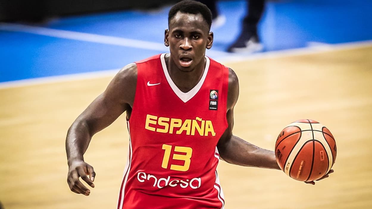 Usman Garuba en U16 avec l'Espagne en 2018 Usman Garuba en U16 avec l'Espagne en 2018