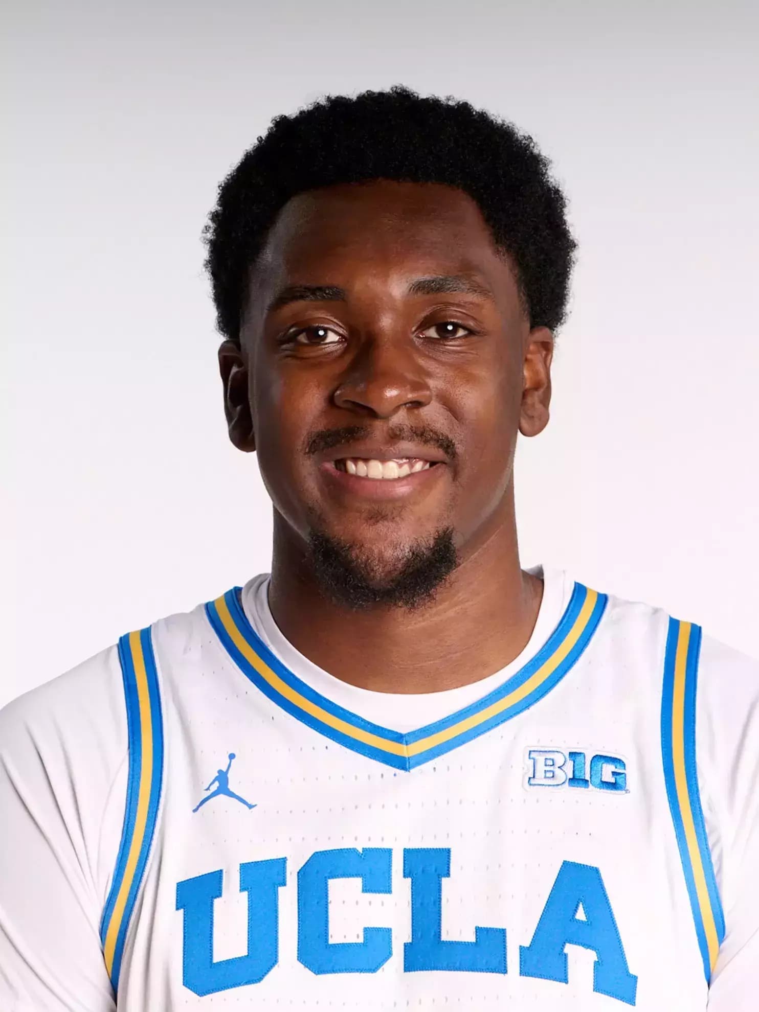 xavier_booker_2025-2026_16-9.webp