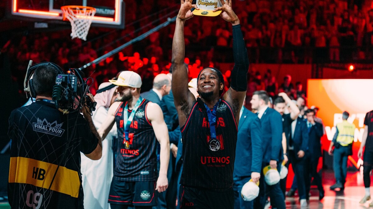 https://www.bebasket.fr/image?variant=ratio_16_9&name=images/blog/55428818653-5bd5d41dd1-k-1f18b767-6080-6c94-8d1d-efd2ab927f0a.jpg